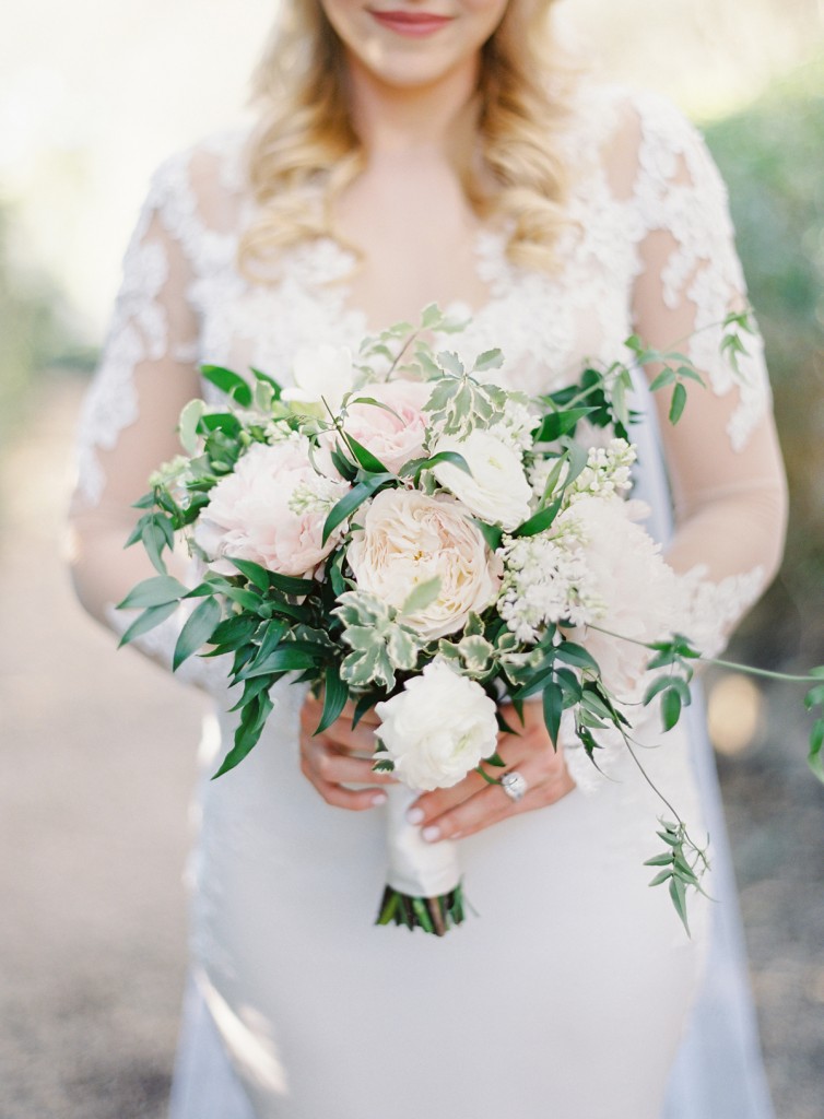 the great romance photo san ysidro ranch montecito wedding