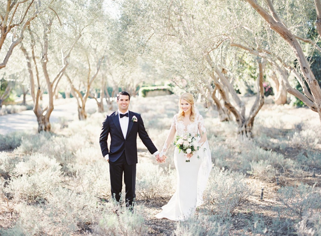 the great romance photo san ysidro ranch montecito wedding