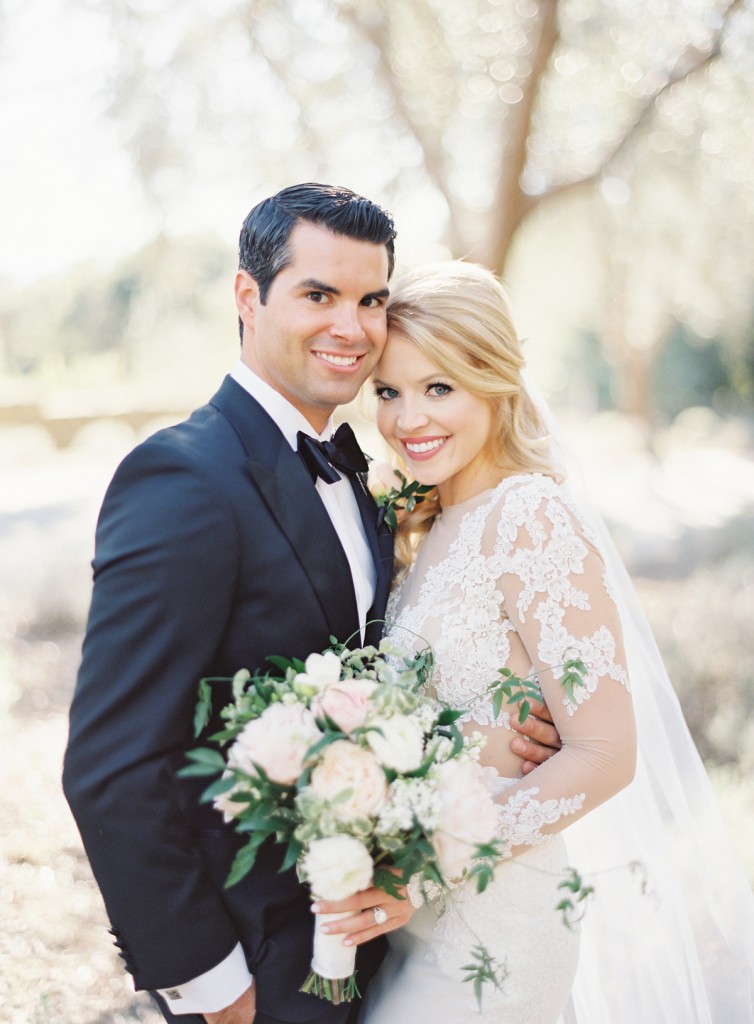 the great romance photo san ysidro ranch montecito wedding